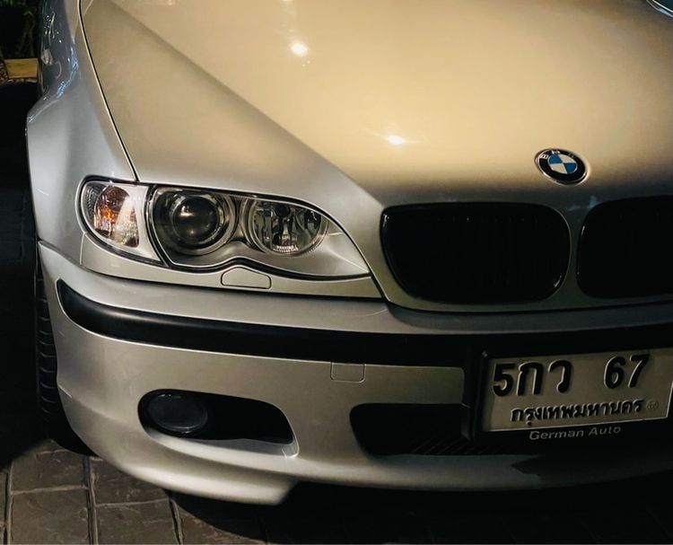 BMW Series 3 2003 330i Sedan เบนซิน ไม่ติดแก๊ส เกียร์อัตโนมัติ บรอนซ์เงิน