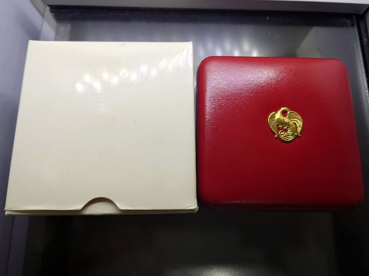 เหรียญเงินขัดเงา 600 บาท ที่ระลึก 6 รอบ ในหลวงรัชกาลที่9 พร้อมกล่องหนังใบเซอร์ รูปที่ 6