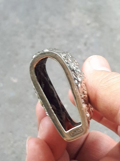ปลอกไฟแช็ค ลายพญาครุฑ และ ช้างสามเศรียร เนื้อเงิน งาน Hand Made ลายโบราณ ศิลปะอย่างสวย สมบูรณ์ น่าสะสม ปลอกสวมไฟแช็ค งานแฮนเมด เงินแท้ หนัก  รูปที่ 5