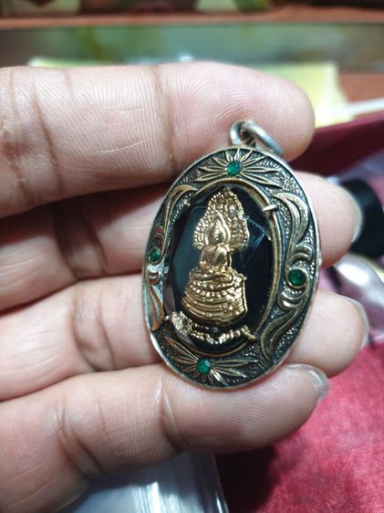 ล็อกเก็ตหลวงพ่อวัดไร่ขิงหลังพระนาคปรก ไม่ทราบปีที่ออกสภาพสวย ไม่แพ้ใคร รูปที่ 4