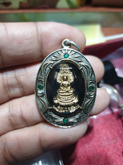 ล็อกเก็ตหลวงพ่อวัดไร่ขิงหลังพระนาคปรก ไม่ทราบปีที่ออกสภาพสวย ไม่แพ้ใคร รูปที่ 5