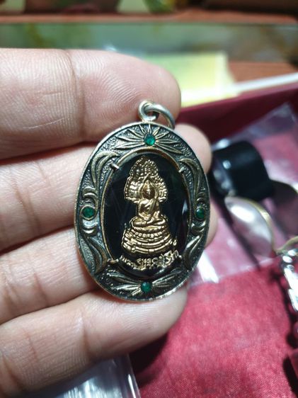 ล็อกเก็ตหลวงพ่อวัดไร่ขิงหลังพระนาคปรก ไม่ทราบปีที่ออกสภาพสวย ไม่แพ้ใคร รูปที่ 3