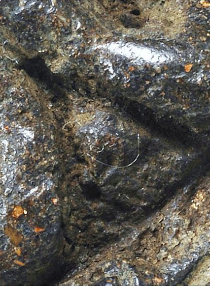 พระเนื้อผง มีมวลสาร พระบ้าน พิมพ์หายาก พระปิดตาหลวงพ่อแก้ว วัดเครือวัลย์ พิมพ์ปั้นลอยองค์  เก่า รูปที่ 2