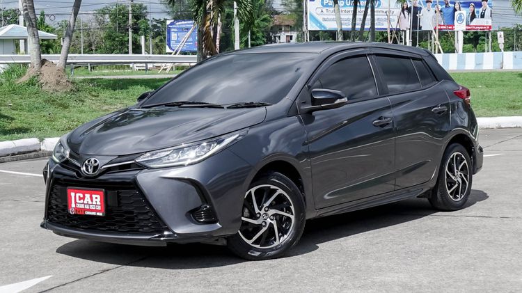 Toyota Yaris 2021 1.2 Sport Hatchback Sedan เบนซิน ไม่ติดแก๊ส เกียร์อัตโนมัติ เทา