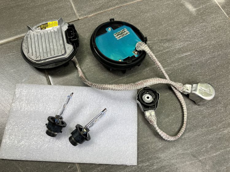 กล่อง Ballast หลอดไฟ XENON D4S Philips สำหรับ Camry ACV40 ACV50 Altis Commuter Fortuner Champ ไฟตัดหมอก รูปที่ 2