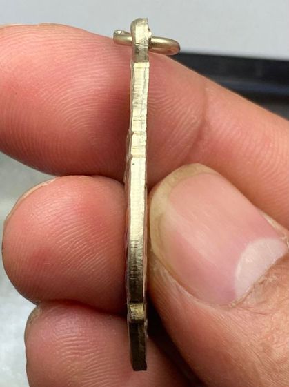 เหรียญหลวงพ่อรุ่งลงยา รูปที่ 4