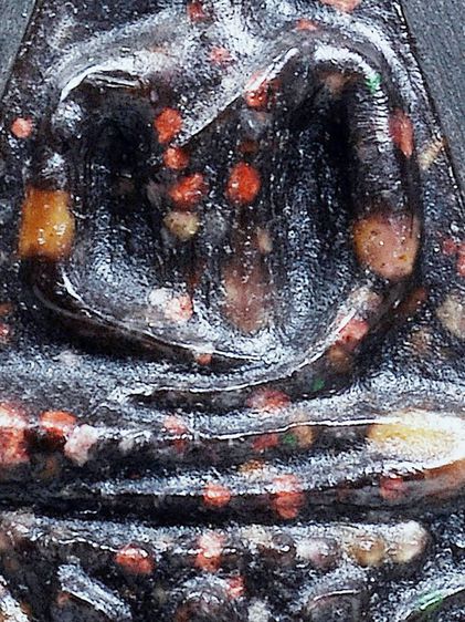 NO.1 ให้เช่า มรดกบ้าน สวยระดับติดเบอร์ พระสมเด็จจิตรลดา(พระกำลังแผ่นดิน) ปี 09 รูปทรง 3 เหลี่ยมหน้าจั่ว พิมพ์ใหญ่ แก่มวลสาร หายาก รูปที่ 6