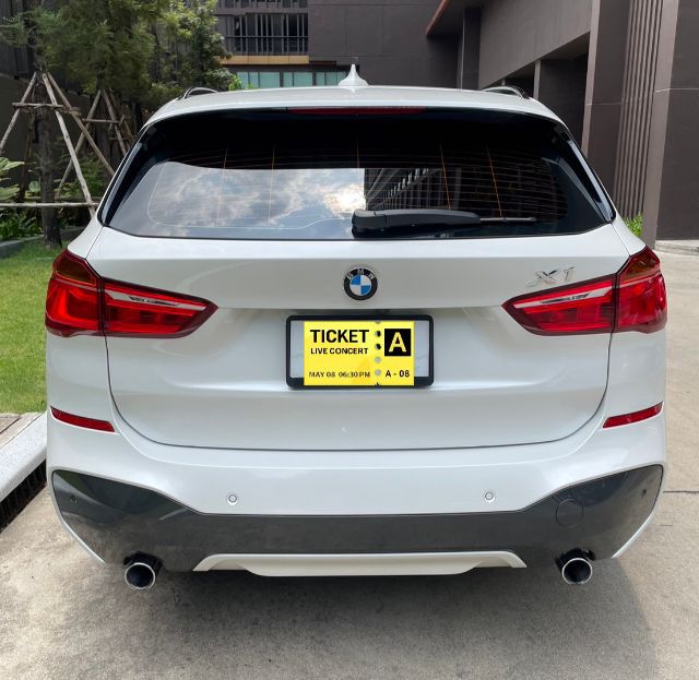BMW X1 2018 2.0 sDrive20d M Sport Utility-car ดีเซล ไม่ติดแก๊ส เกียร์อัตโนมัติ ขาว รูปที่ 4