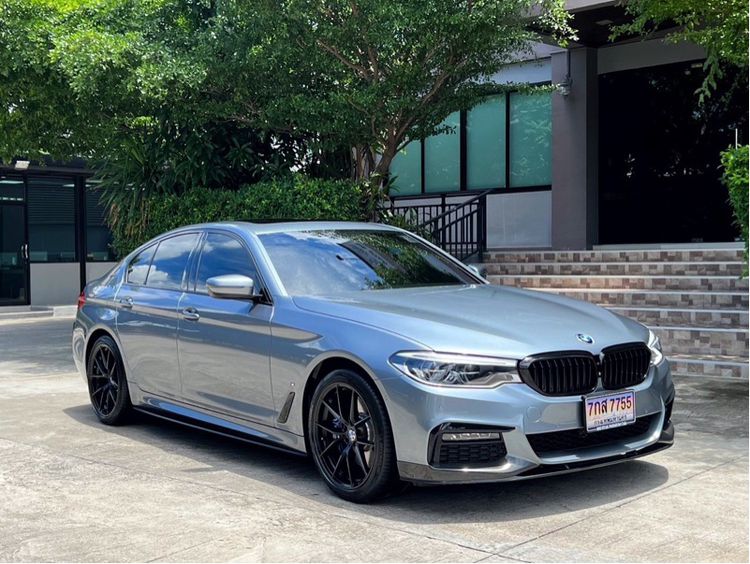 BMW Series 5 2019 530e Sedan ไฮบริด ไม่ติดแก๊ส เกียร์อัตโนมัติ เทา