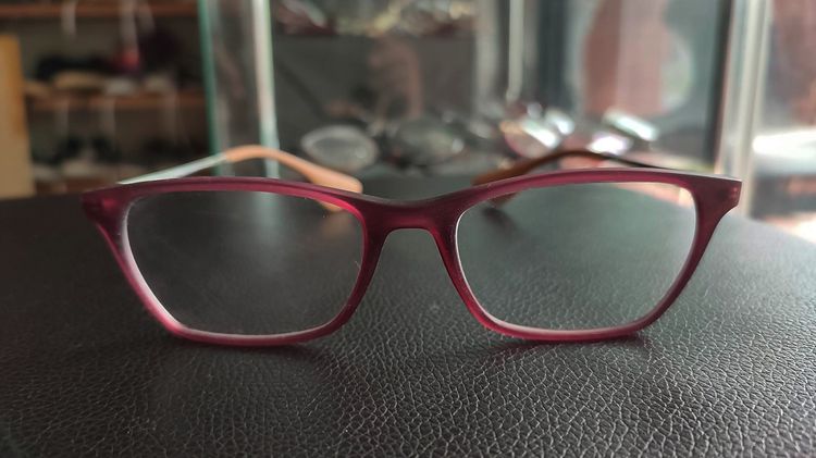 Ray-Ban RB7053 Eyeglasses Frames Square Size 54-17-140 mm กรอบแว่นของแท้มือสอง น้ำหนักเบาใส่สบาย แบรนด์ดีๆ ทรงสวยๆ ใส่ได้ทั้งชาย หญิง รูปที่ 6