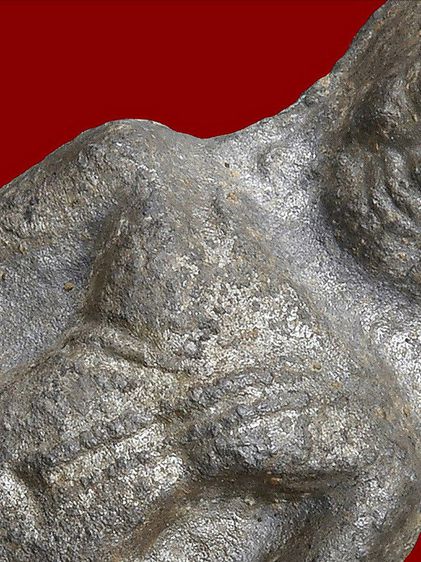 ให้เช่า พระกรุเนื้อชินเงิน พิมพ์ใหญ่ พระร่วงหูยาน กรุวัดพระศรีรัตนมหาธาตุ จ.ลพบุรี หลังลายผ้า รูปที่ 15