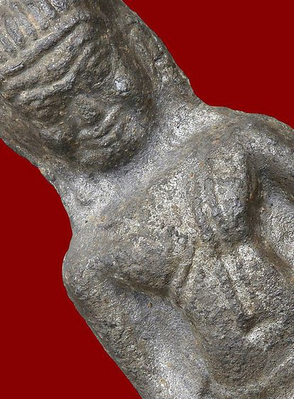 ให้เช่า พระกรุเนื้อชินเงิน พิมพ์ใหญ่ พระร่วงหูยาน กรุวัดพระศรีรัตนมหาธาตุ จ.ลพบุรี หลังลายผ้า รูปที่ 3