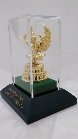 องค์พญาครุฑ รุ่นเจริญพร พระอาจารย์ วราห์ วัดโพธิ์ทอง เนื้อโลหะชุบทอง ขนาดสูงรวมฐาน 4.5 นิ้ว ปี2565 รูปที่ 5