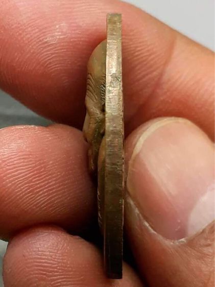 เหรียญหลวงปู่ผ่าน ผ่านตลอด รูปที่ 4