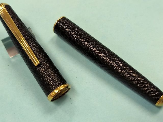 ปากกาหมึกซึม Platinum leather ด้ามหุ้มหนัง หัว EF 14k รูปที่ 6