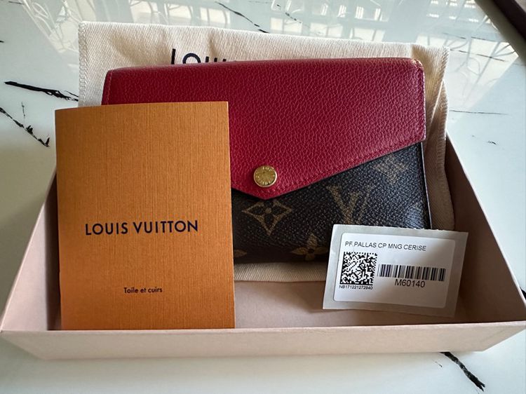 Replica Louis Vuitton M60140 Pallas Compact Wallet Monogram Canvas