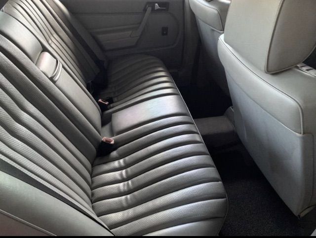 เบาะหนัง Benz 190E W201 หน้าหลัง หม้อพักน้ำ หม้อน้ำ ของแท้ มือสอง , โลโก้ Benz ติดฝาท้าย รูปที่ 2