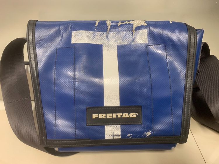 กระเป๋าสะพาย FREITAG รุ่น LASSIE ของแท้ พร้อม Tag ตัวอักษร T ใบเดียวในโลก สภาพเซอร์ ใช้งาน มุมถลอก พร้อมส่งต่อ  รูปที่ 2