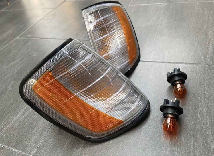ไฟหน้า Benz W124 เลนส์ไฟ Style W210 ใส่รุ่น E หน้า E หลัง E200 E220 E280 230E 300E 230TE 300TE 200E 220E 280E ไฟมุมหน้า Us Spec ขาวส้ม รูปที่ 14