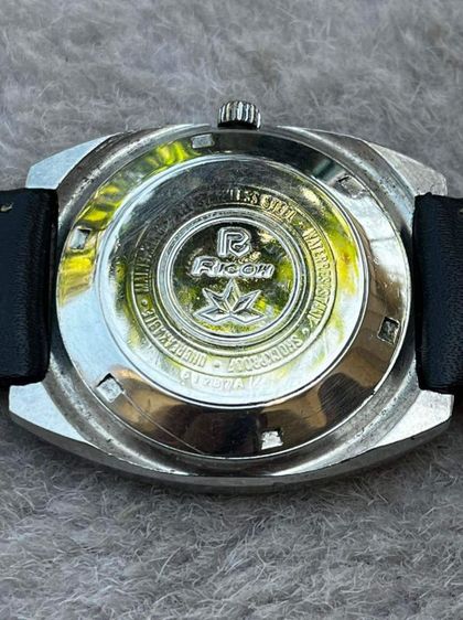 นาฬิกาRICOH AUTOMATIC
ระบบอัตโนมัติ
ตัวเรือนสเตนเลสขัดเงา รูปที่ 9