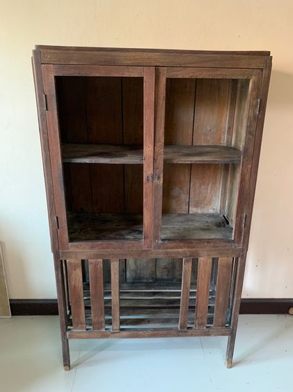 ตู้ไม้สัก โบราณ รูปที่ 2