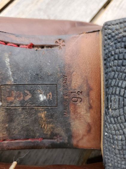 ขายรองเท้า แบรนด์ Levi 's size 9.5 รูปที่ 5
