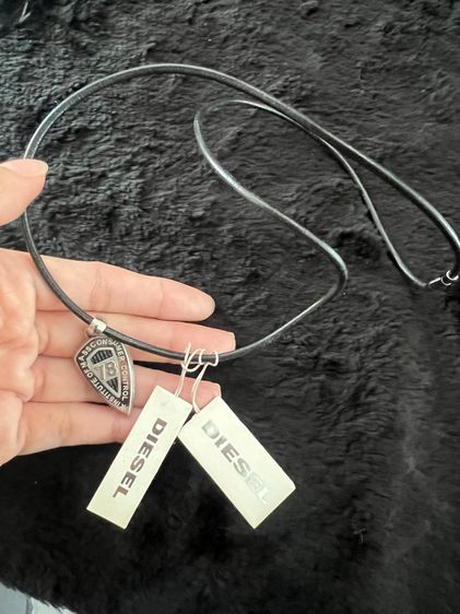 สร้อยพร้อมจี้Diesel ป้ายห้อยยังอยู่  รูปที่ 4