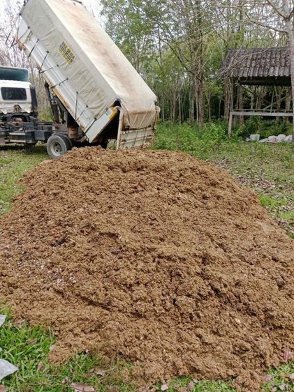 ขี้ไก่ภาคใต้ 3000 บาท ไม่รวมส่ง ขี้ไก่ไข่สด ขี้ไก่ล้วน ออกใหม่ทุกวัน ไม่มีแมงหรือมอด ไม่มีโซดาไฟ ขี้ไก่หนัก 10 ตัน เทียบได้ 250 กระสอบ รูปที่ 18