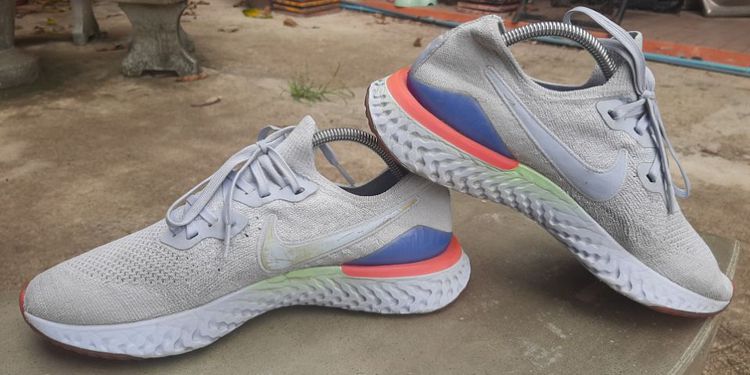 รองเท้า Nike Epic React Flyknit 2 สีเทา Size 44 ยาว 28 cm. รูปที่ 6