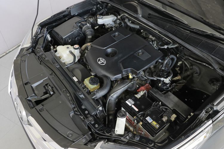 Toyota Fortuner 2018 2.8 V 4WD Utility-car ดีเซล ไม่ติดแก๊ส เกียร์อัตโนมัติ ดำ รูปที่ 2