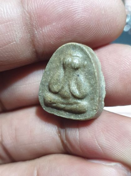 พระปิดตาหลวงพ่อผัน วัดราษฎร์เจริญ(วัดแปดอาร์) อ.หนองแค จ.สระบุรี อาจารย์เทพ สาริกบุตร เจ้าพิธี

 รูปที่ 4