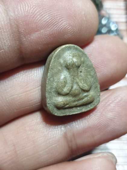 พระปิดตาหลวงพ่อผัน วัดราษฎร์เจริญ(วัดแปดอาร์) อ.หนองแค จ.สระบุรี อาจารย์เทพ สาริกบุตร เจ้าพิธี

 รูปที่ 5