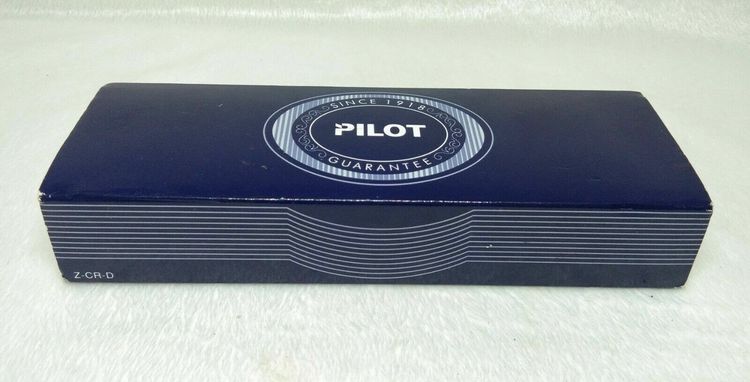 ปากกาลูกลื่นสีดำPILOTด้ามสีแดง รูปที่ 5