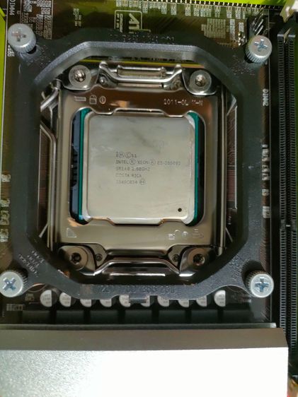 Intel CPU Xeon E5-2650L v2 ใช้กับบอร์ด X79
