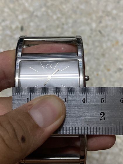 นาฬิกายี่ห้อ Calvin Klein   CK  สวิสเมด  ของแท้มือสอง สภาพสวย ข้อมือ  16 เซน   1700฿ รูปที่ 7