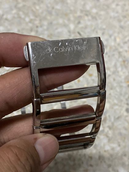 นาฬิกายี่ห้อ Calvin Klein   CK  สวิสเมด  ของแท้มือสอง สภาพสวย ข้อมือ  16 เซน   1700฿ รูปที่ 6