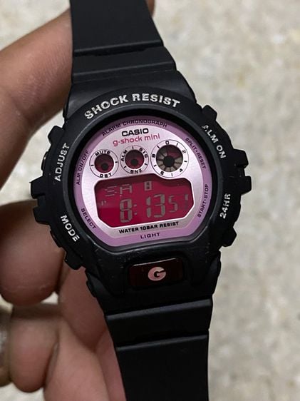 G-Shock ดำ นาฬิกายี่ห้อ G Shock mini  รุ่น gmn692 ของแท้มือสอง ของ ผู้ ญ   850฿