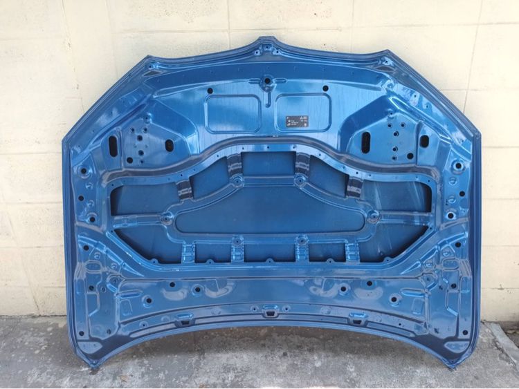 ฝากระโปรงหน้า BMW X1 F48 รูปที่ 2