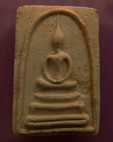 สมเด็จหลังสิงห์ หลวงปู่บัว วัดบางเป้ง ชลบุรี ผสมผงเก่าบางขุนพรหม พระชุดนี้คนเมืองชลรู้จักกันดีครับ โดยเฉพาะคนแถวหนองมนครับ รูปที่ 9