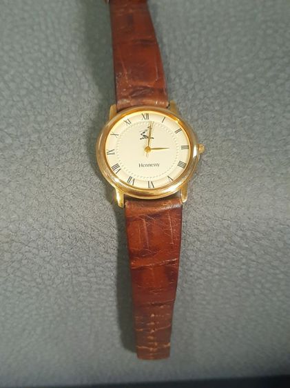 ขอขายนาฬิกาขอมือแบรนด์เนมของยี่ห้อ Hennessy เคลือบทอง 18K รหัส Y295-1521 Japan movt. quartz.ใช้ถ่านเดินตรงสภาพไม่มีเสีย รูปที่ 9