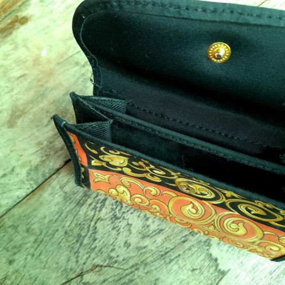 Versace Baroque Medusa Bifold Wallet
made in Italy
🔵🔵🔵 รูปที่ 9