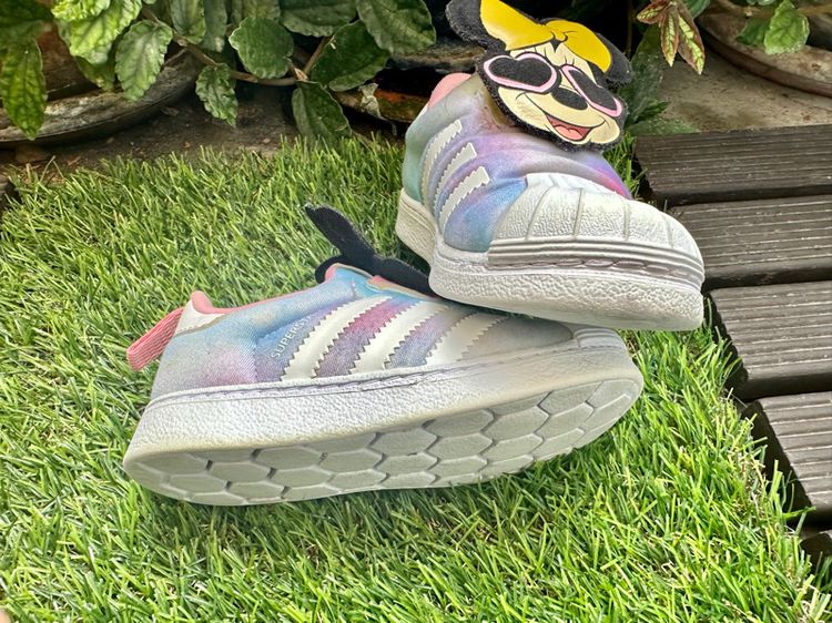 รองเท้า Adidas Disney รูปที่ 4
