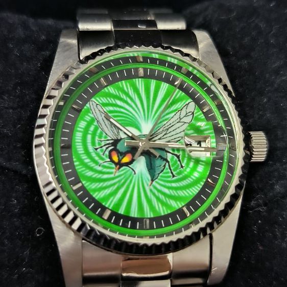 นาฬิกา The Green Hornet Collector Watch  เรือนที่ 18 ในทั้งหมด 300 เรือน รูปที่ 2