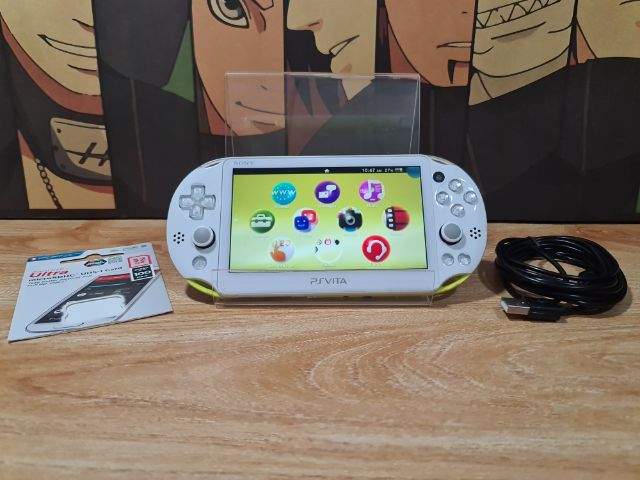 Sony ps vita รุ่น 2000 สีเหลือง แปลงแล้วก้อนครบพร้อมเล่น