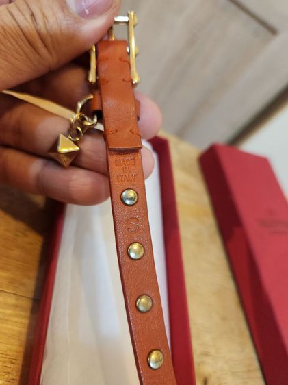 Valentino Bracelet ของแท้ รูปที่ 9