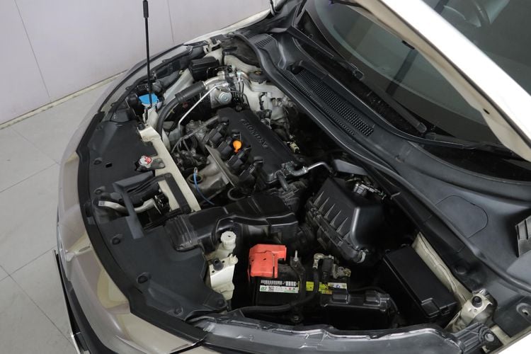 Honda HR-V 2019 1.8 E Utility-car เบนซิน ไม่ติดแก๊ส เกียร์อัตโนมัติ ขาว รูปที่ 2