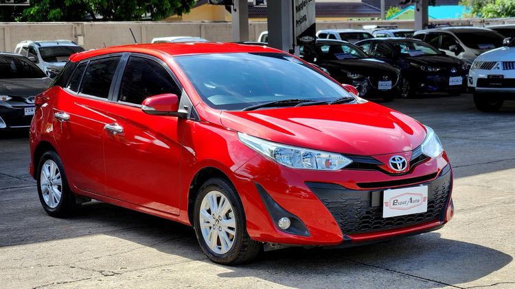 Toyota Yaris 2019 1.5 E Sedan เบนซิน ไม่ติดแก๊ส เกียร์อัตโนมัติ แดง รูปที่ 3