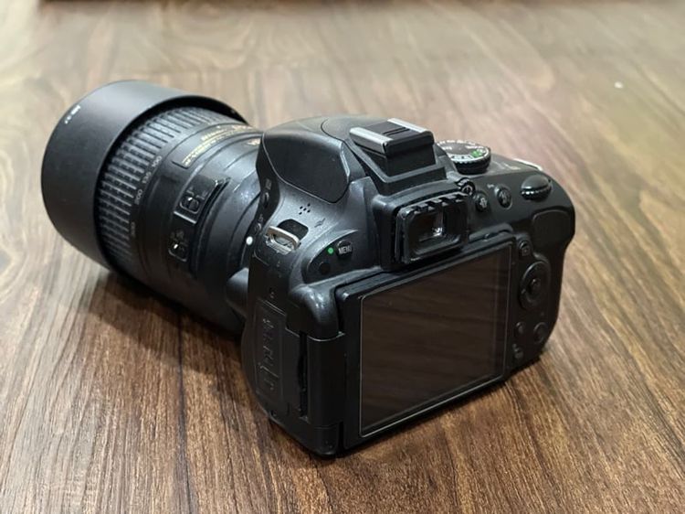 กล้อง DSLR ไม่กันน้ำ Nikon D5100 