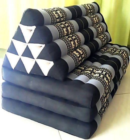 อุปกรณ์เครื่องนอนอื่นๆ ผ้าฝ้าย หมอนสามเหลี่ยมจัมโบ้ 3พับ ลายขิด ไส้นุ่น หมอนอิงขนาดใหญ่ หมอนโอทอปอีสาน หมอนอิง3พับ 3fold triangle Thai kapok cushion pillow floor mattress 