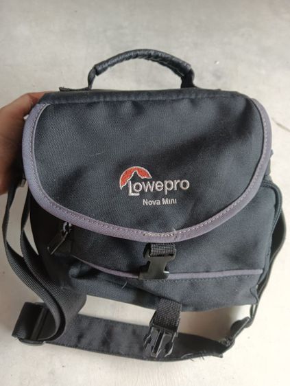 กระเป๋ากล้องยี่ห้อ Lowepro